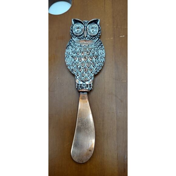 Wooden Owl Cheese Board with Copper-Tone Metal Owl Cheese Spreader – Distressed - Picture 12 of 13
